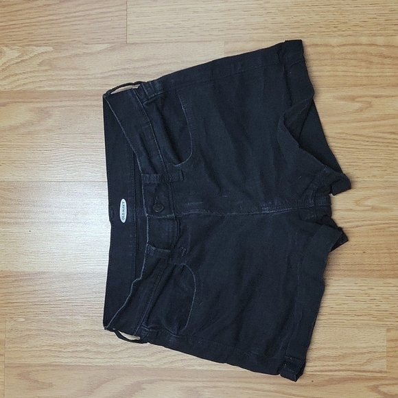 High-Waisted O.G. Cuffed Black Jean Shorts for Women -- 3-inch inseam - Picture 6 of 11